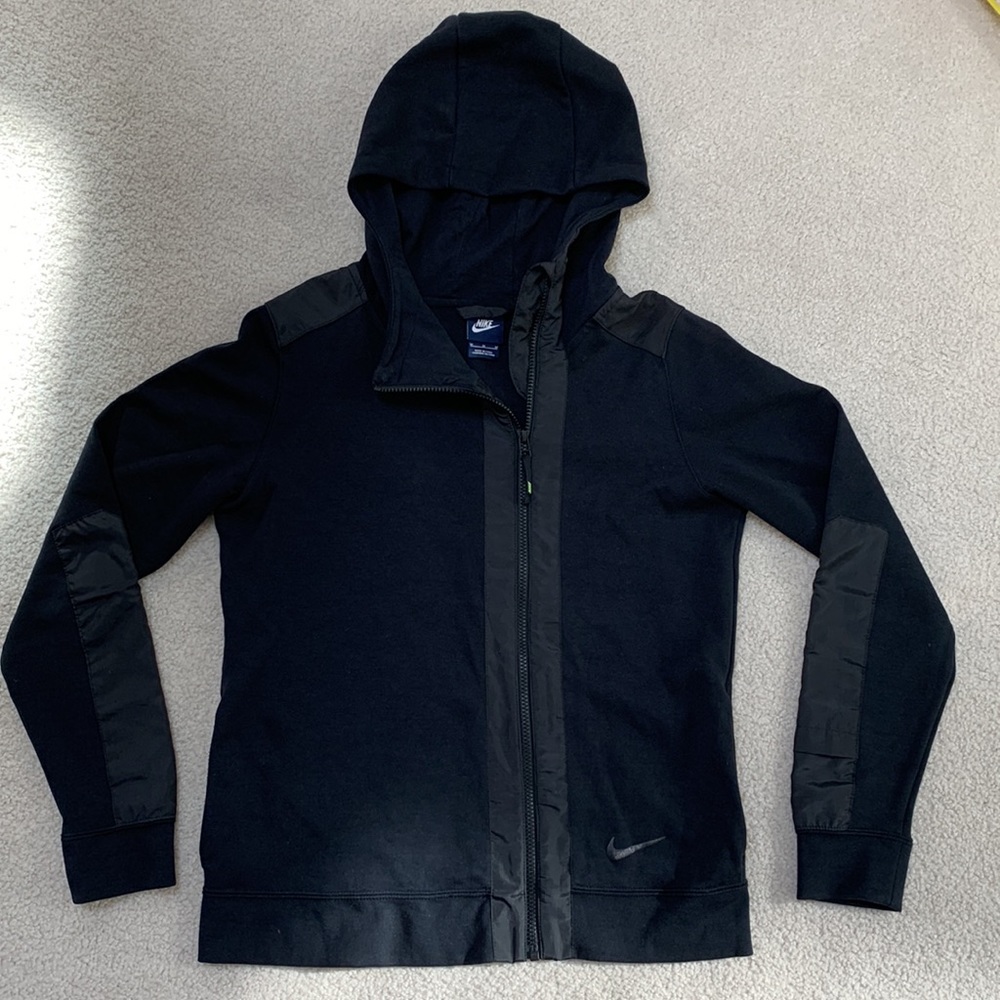 Nike Women's Advance 15 Full-Zip Hoodie, size M